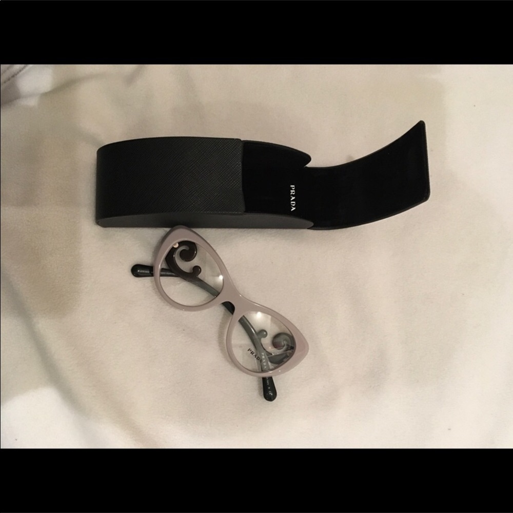 Authentic Prada glasses for @zoeyevan